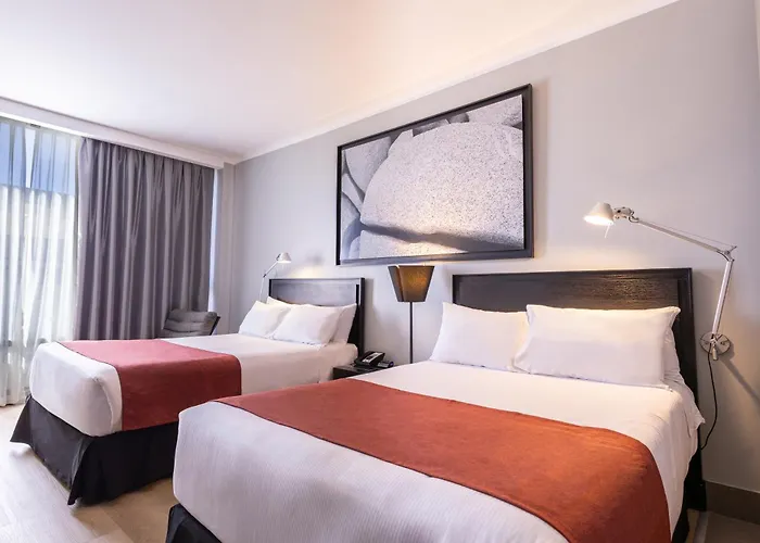 Wyndham Santiago Pettra